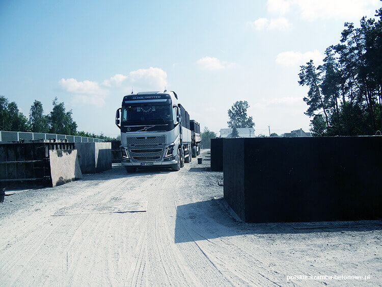 Transport szamb betonowych  w Nysie